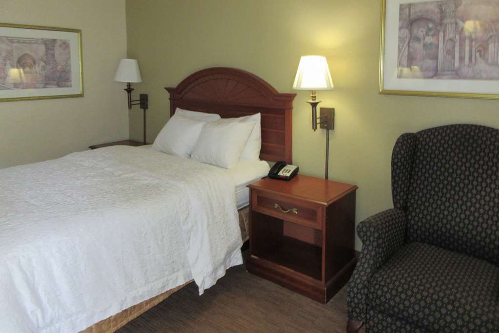 Quality Inn - Hamilton Place Chattanooga Habitación foto